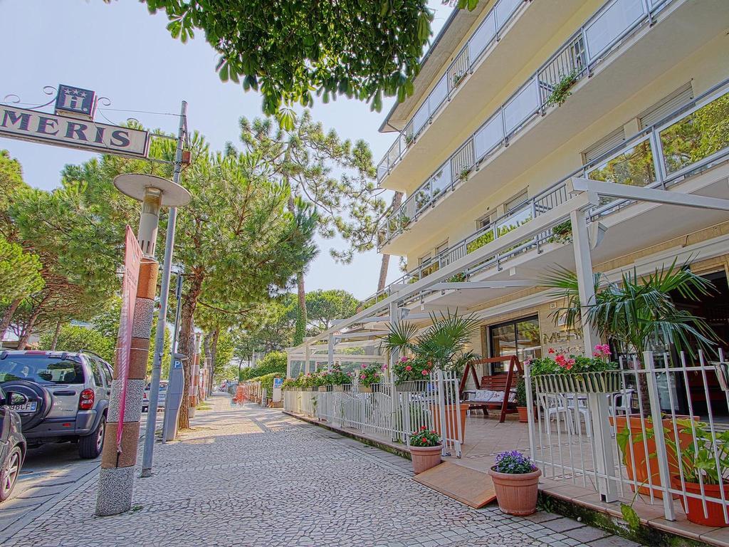 Hotel Meris Milano Marittima Exterior foto
