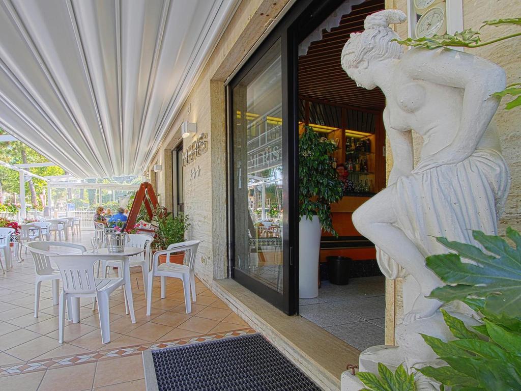 Hotel Meris Milano Marittima Exterior foto